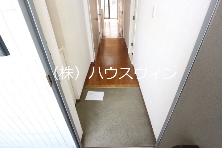 KIフラット越谷 玄関