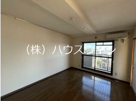 ヴィラ・サンパティークⅠ リビング