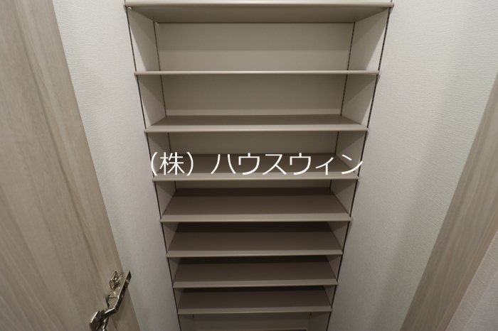 Artemis 玄関