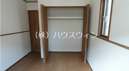 草加市金明町貸家 収納