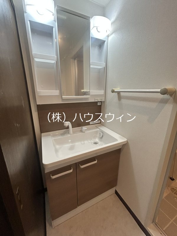 リレント谷塚 洗面所