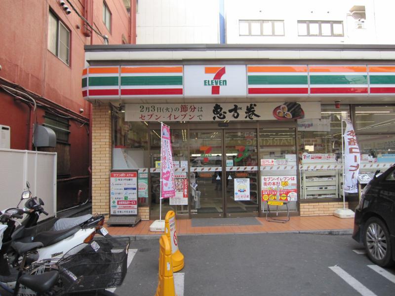 グラン南越谷 コンビニ
