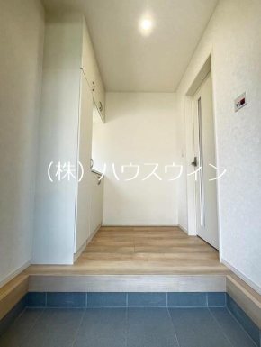 クレイドルガーデン川口市峯第11 玄関