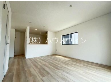 クレイドルガーデン川口市峯第11 リビング