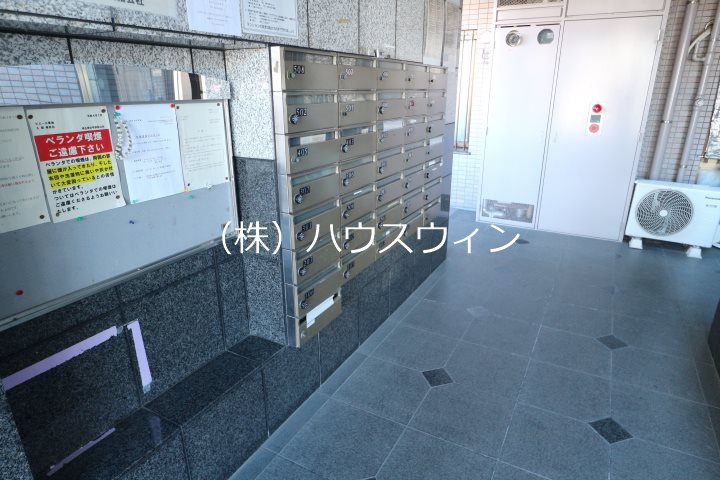 ピエール草加 ロビー