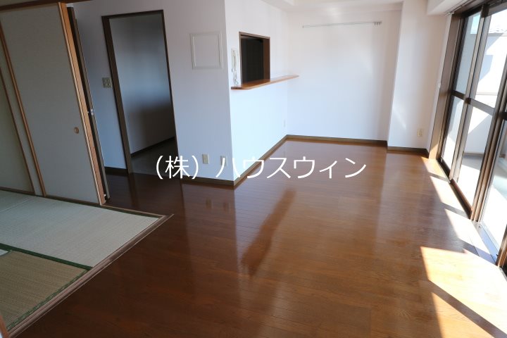 ピエール草加 リビング