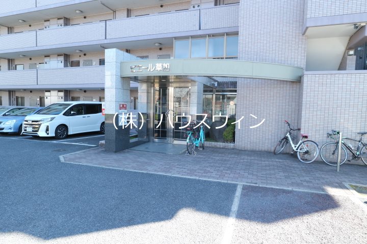 ピエール草加 エントランス