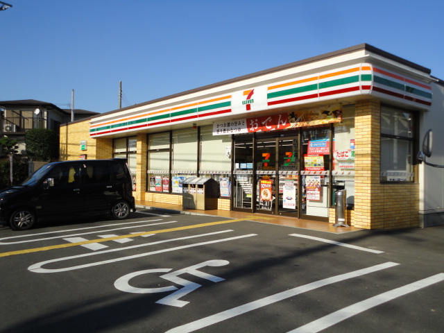 埼玉県越谷市瓦曽根２丁目 コンビニ