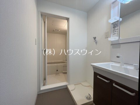 ジーメゾン春日部花積 洗面所