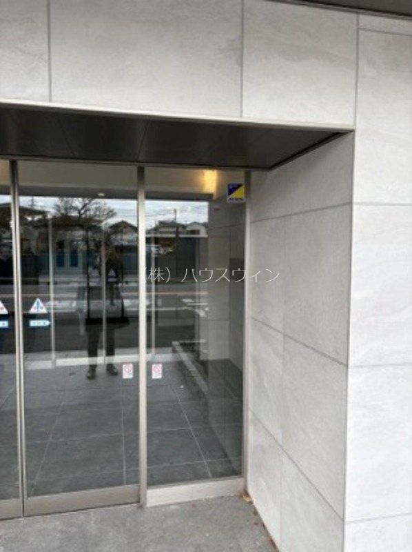 ジェノヴィア草加 玄関