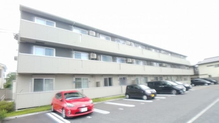アルクス 駐車場