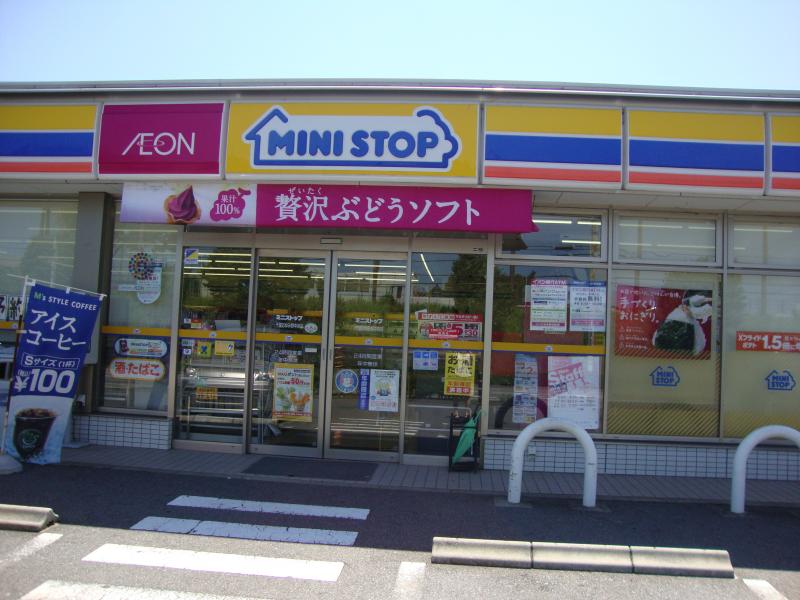レジーナⅠ コンビニ