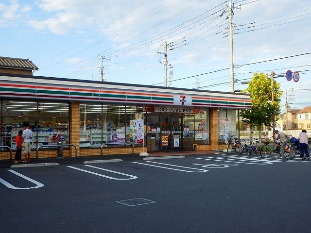 アンジュ 駐車場