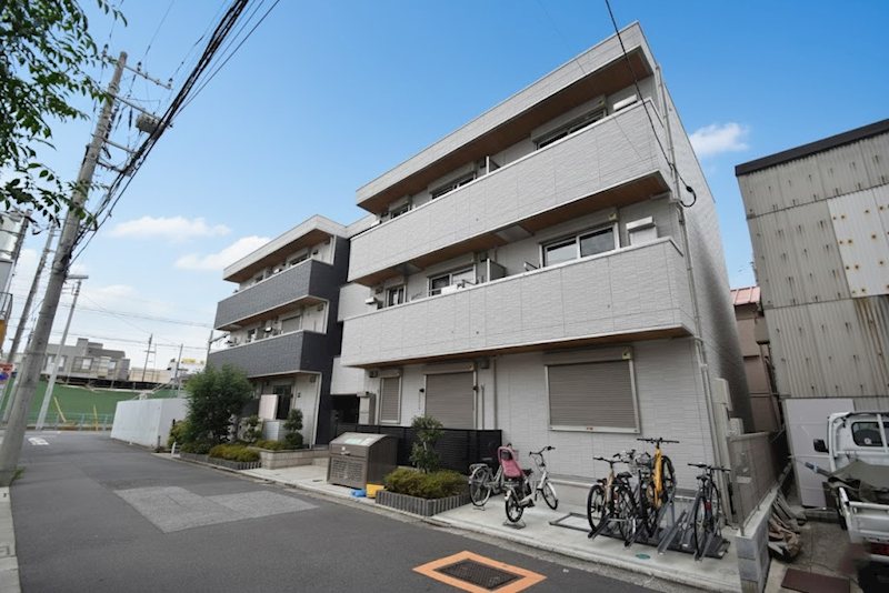 アヴァンス千住緑町 外観
