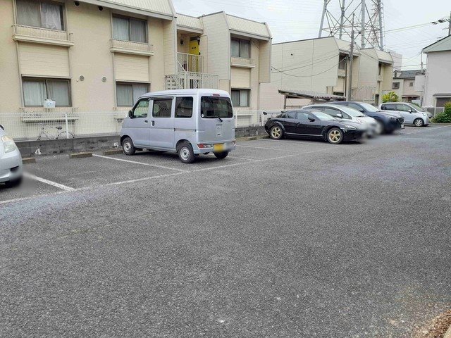 ニューキャッスルIK 駐車場