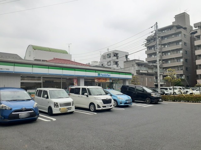 アンジュール綾瀬 コンビニ