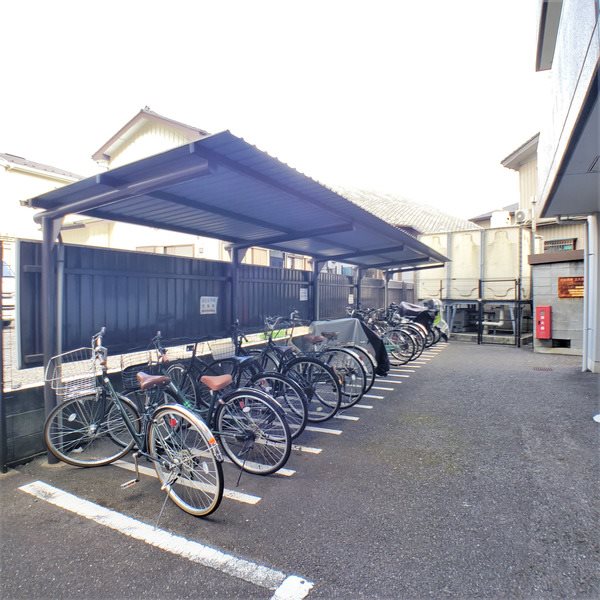 シャルロット南越 その他