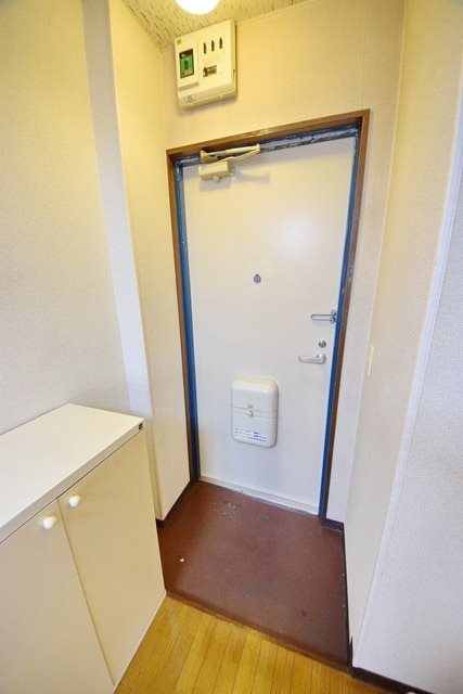 オアシス光 玄関