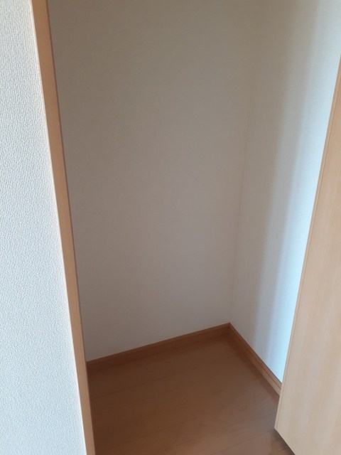 オーベルコート 収納