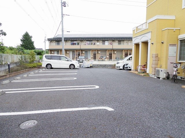 ヒルトップ 駐車場