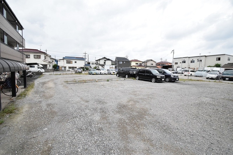 五恵夢マンションⅢ  駐車場