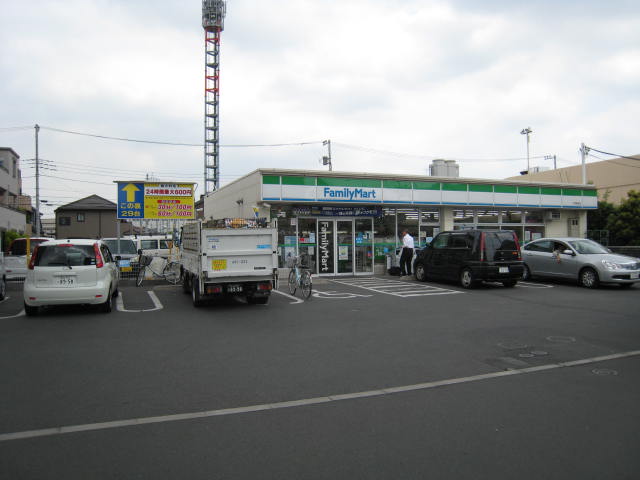 桜アパートメント コンビニ