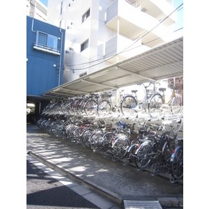 アイビーコート 駐車場