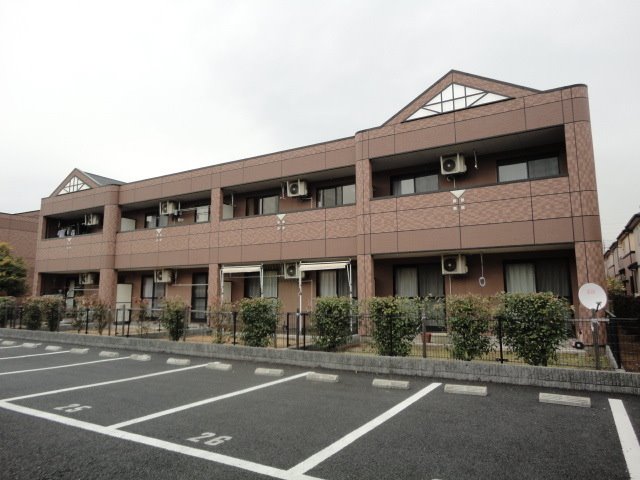 ガーデンヒルズNAKAYAMA弐番館 駐車場