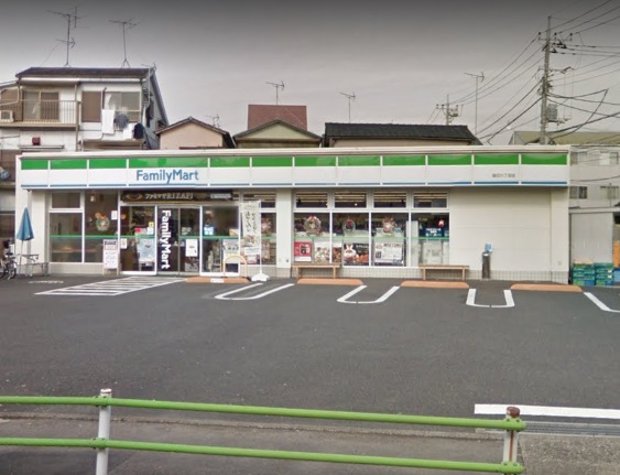 シャンテ堀切菖蒲園Ⅱ コンビニ