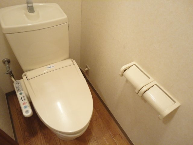 ガーデンヒルズNAKAYAMA壱番館 トイレ