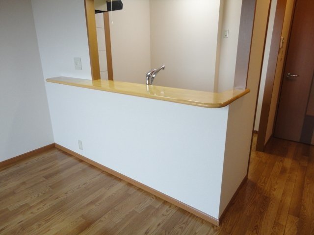 ガーデンヒルズNAKAYAMA壱番館 キッチン