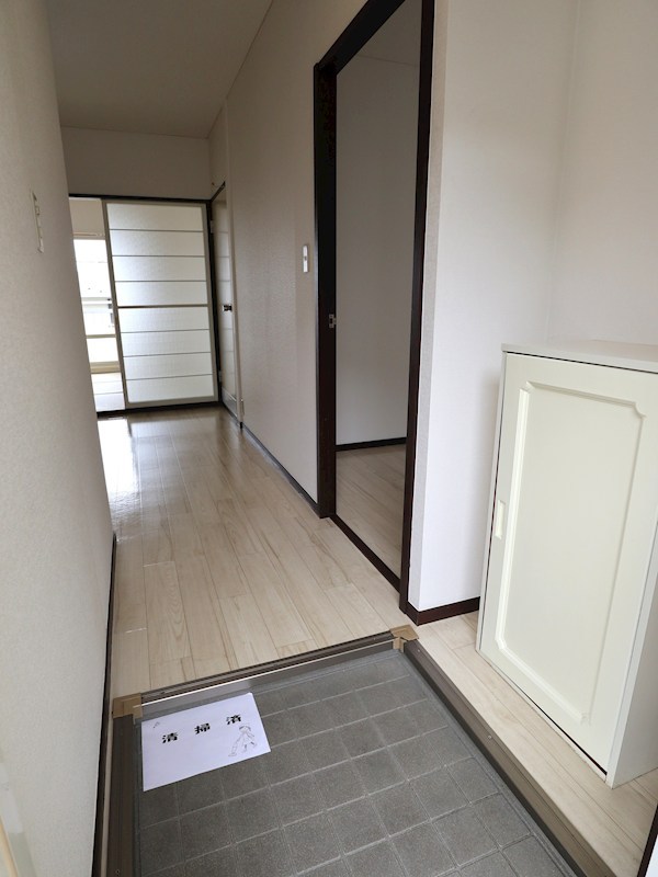 ハイコーポB 玄関