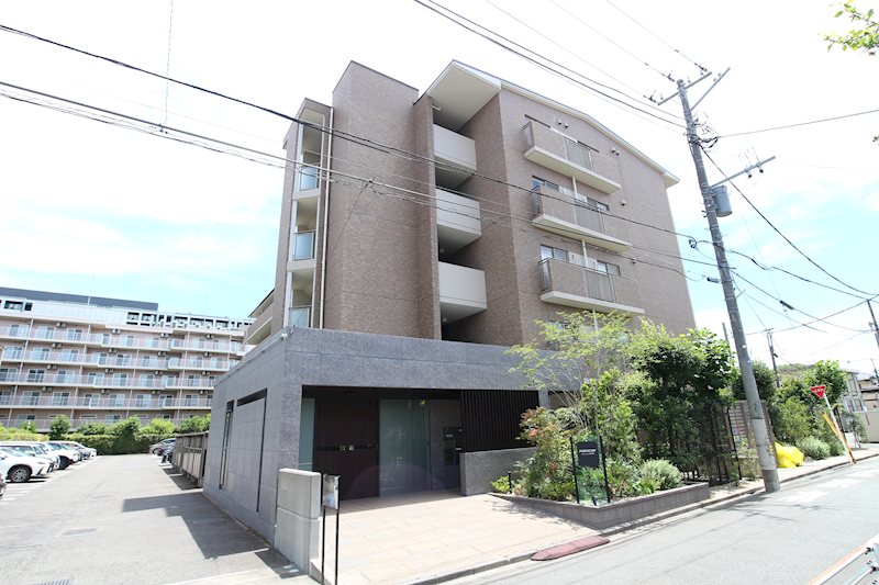 アソシエール中野弐番館 102号室 外観