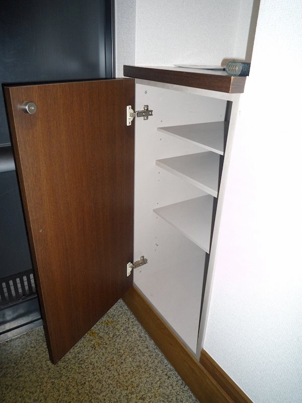 アメニティ三軒茶屋 玄関