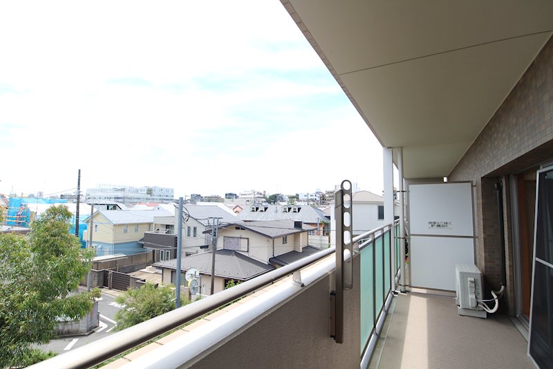 アソシエール中野弐番館 ベランダ
