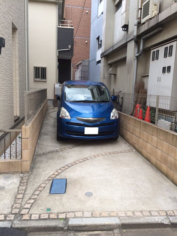 池袋三丁目戸建 玄関