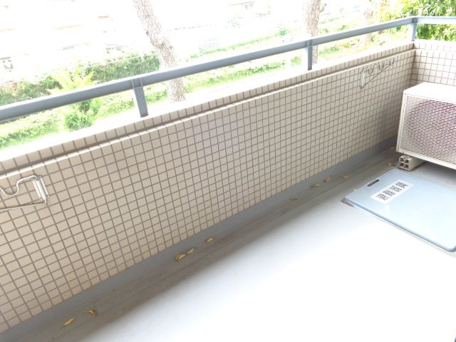 ウィスタリアコートＡ ベランダ