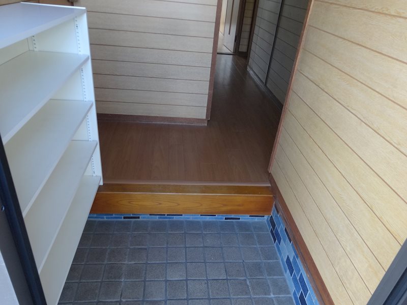 緑区曽根貸家 玄関