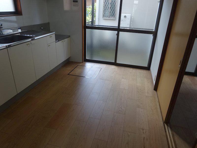 緑区曽根貸家 リビング