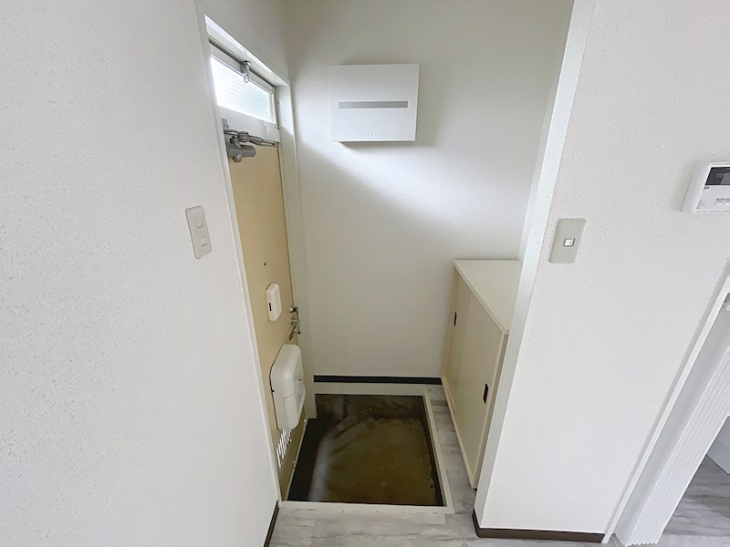 第1ロクヤオン 玄関