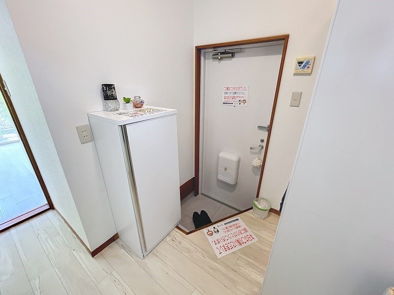シャトル玉川学園 玄関
