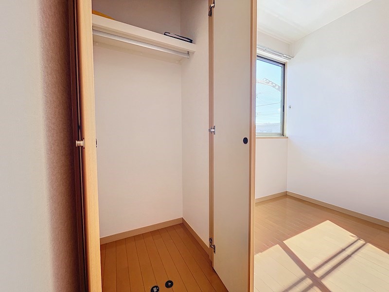 キャッスルハイツ 収納