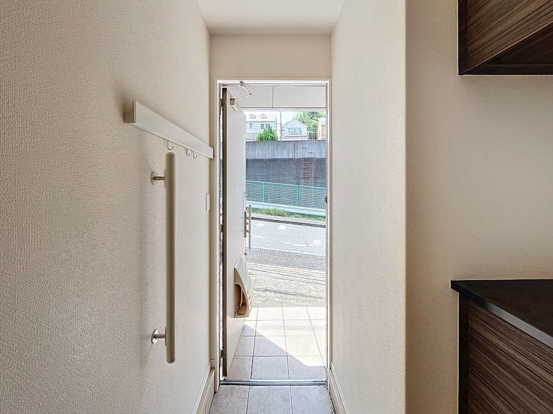 プランドール六番館 玄関