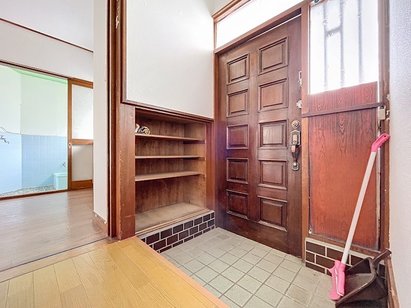 長津田戸建て 玄関
