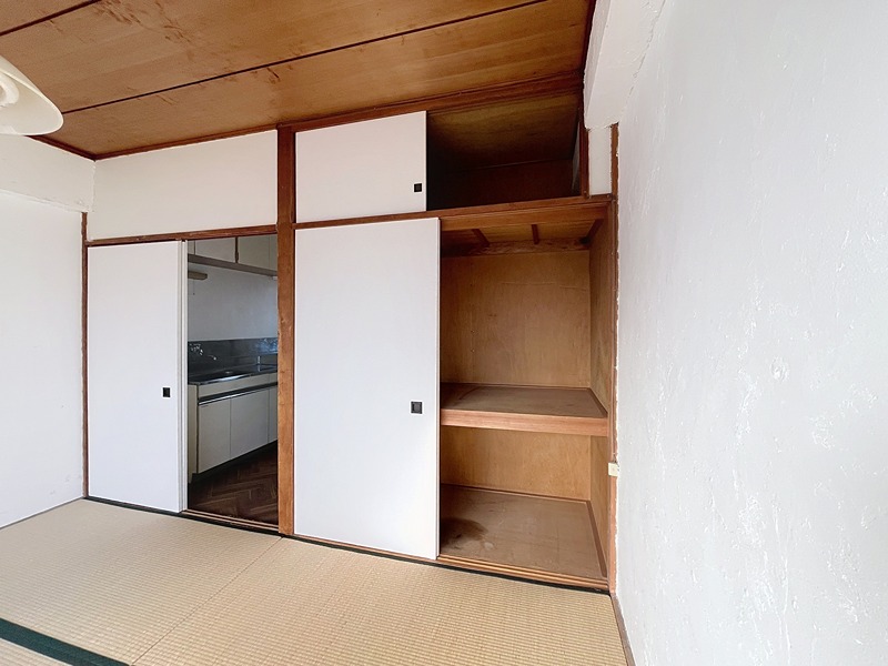 シャトーつくし野 収納