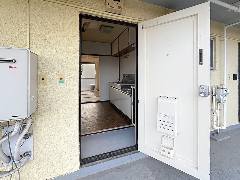 シャトーつくし野 エントランス