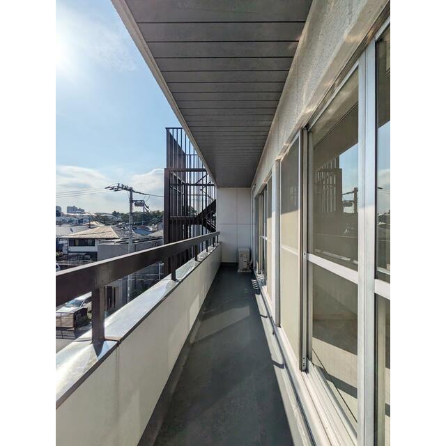 アスタック中山７５ ベランダ