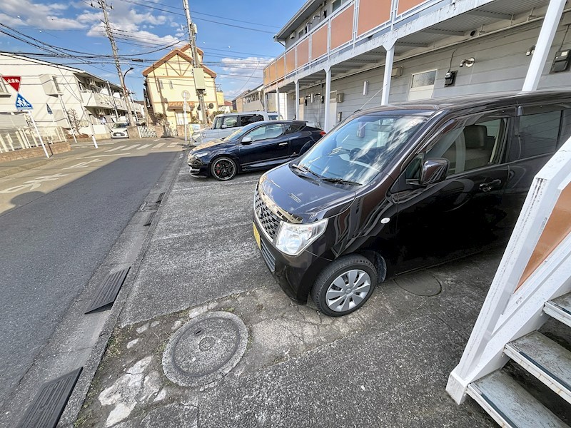 サンハウス相南 駐車場