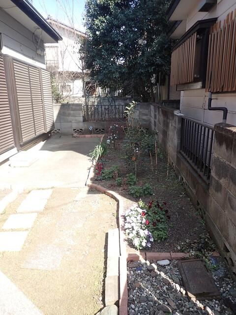 相模原市南区上鶴間一丁目　賃貸戸建て 庭
