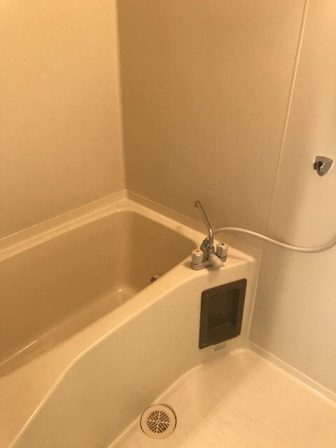 シャトル上杉 風呂画像